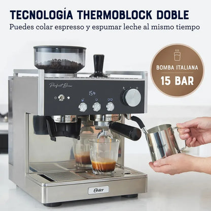 Cafetera Oster Espresso Maxima 2 Bombas de Presión 15 Bares BVSTEM7400