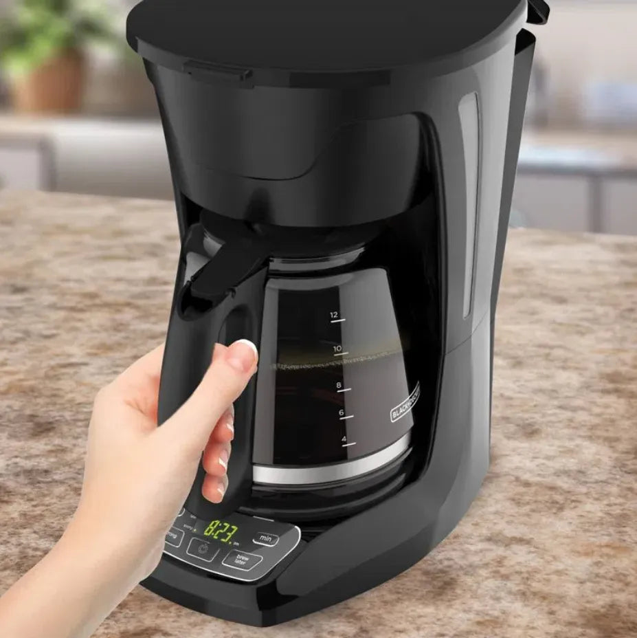 Cafetera Automática Programable 12 tazas Black+Decker CM1110B-LA